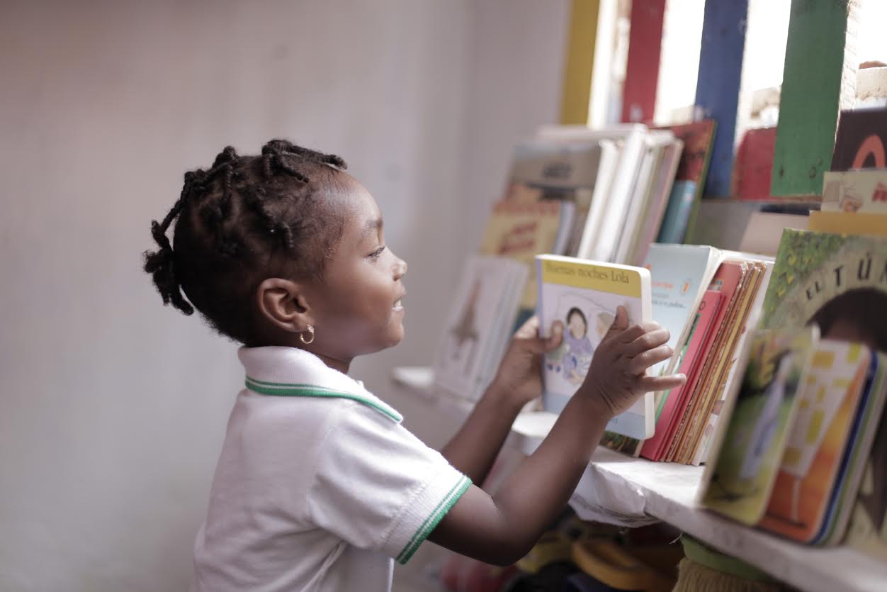 Primer Centro de la Excelencia para la Atencion Integral de la Primera Infancia en Colombia 2