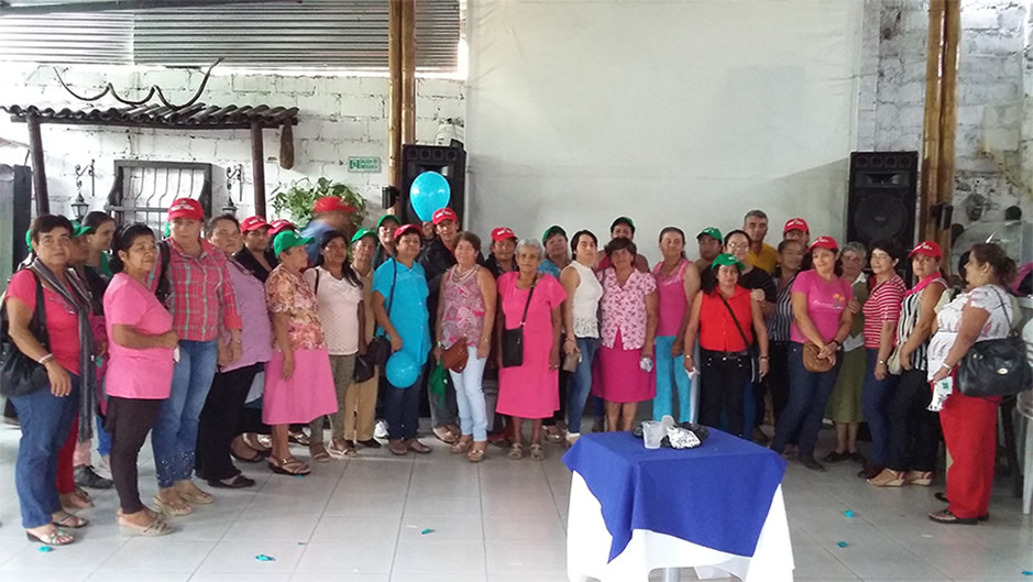 starbucks-colombia-lanza-nuevo-cafe-reserve-cafe-mujeres-3