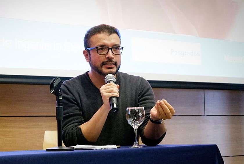 Camilo Prieto Valderrama, profesor de posgrados en las áreas de cambio climático y energía en la Pontificia Universidad Javeriana