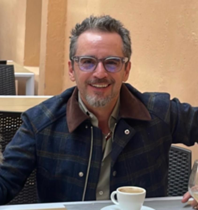 Nicolás Uribe, compositor y productor colombiano especializado en música para cine y televisión